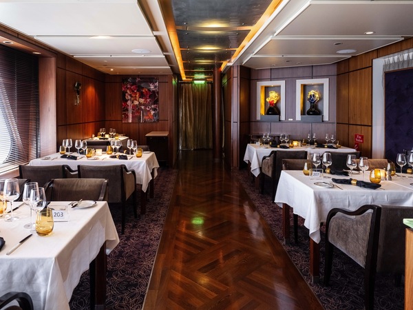 Ambassador Cruise Line Renaissance Louchebem Restaurant ©Alexander Rudolph.jpg